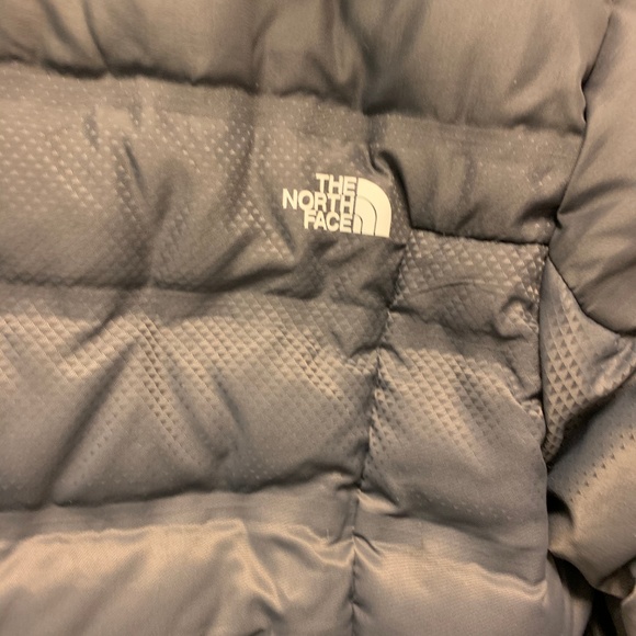 The North Face Down Jacket with hood - Medium - Picture 5 of 6